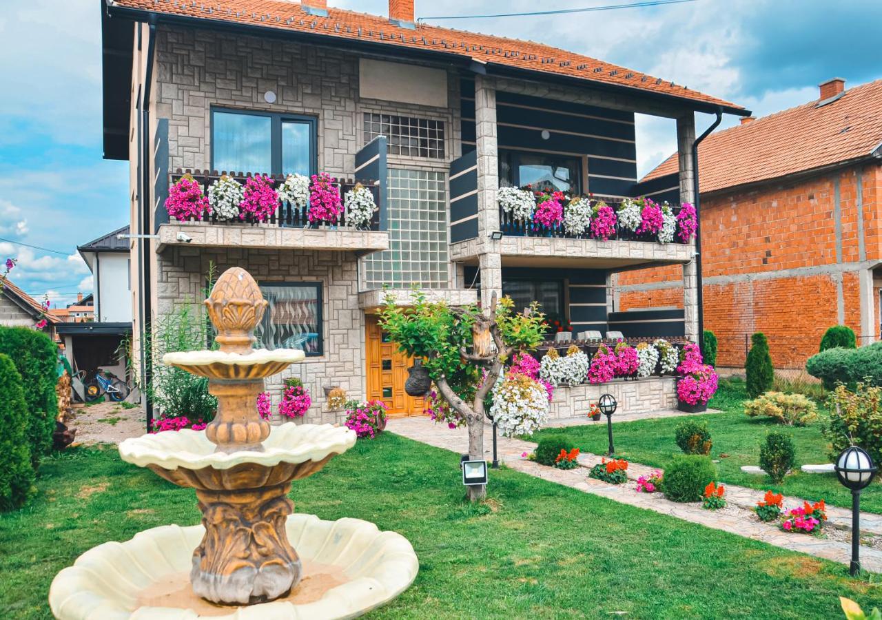 Vila Petunija Sjenica Exterior photo